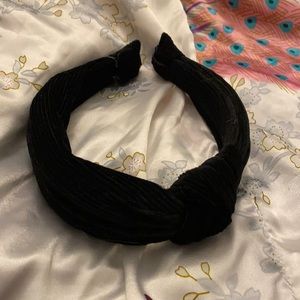 Black velvet headband -children